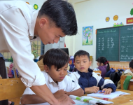 Giữ nhịp con chữ giữa mùa hè vùng cao